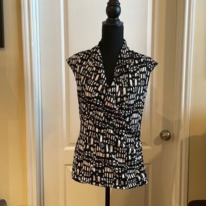 Women’s sleeveless blouse.